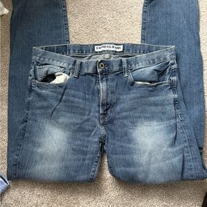 Express Men's Relaxed Fit Denim Jeans